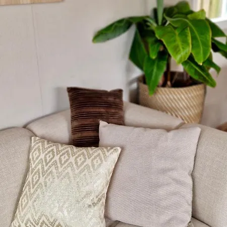 Luxe Boshuisje Met Prive Wellness & Jacuzzi Op De Veluwe