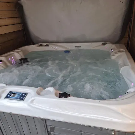 Luxe Boshuisje Met Prive Wellness & Jacuzzi Op De Veluwe *