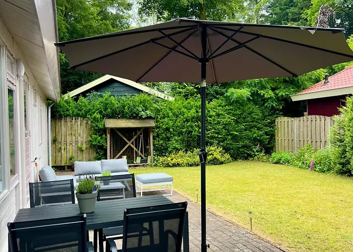 Luxe Boshuisje Met Prive Wellness & Jacuzzi Op De Veluwe Ermelo