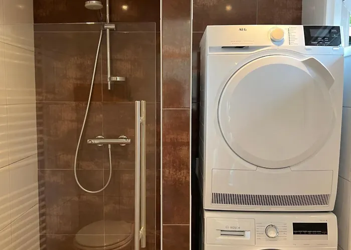 Luxe Boshuisje Met Prive Wellness & Jacuzzi Op De Veluwe