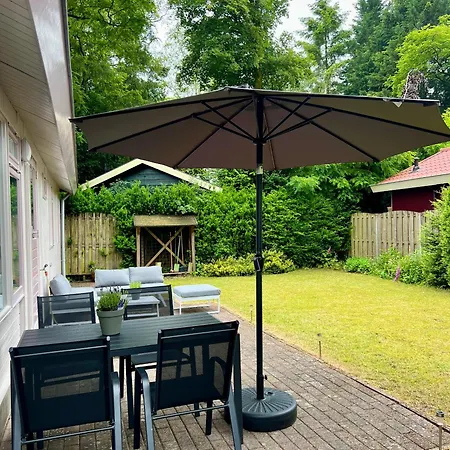 Luxe Boshuisje Met Prive Wellness & Jacuzzi Op De Veluwe إرميلو