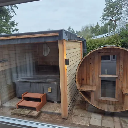Luxe Boshuisje Met Prive Wellness & Jacuzzi Op De Veluwe إرميلو